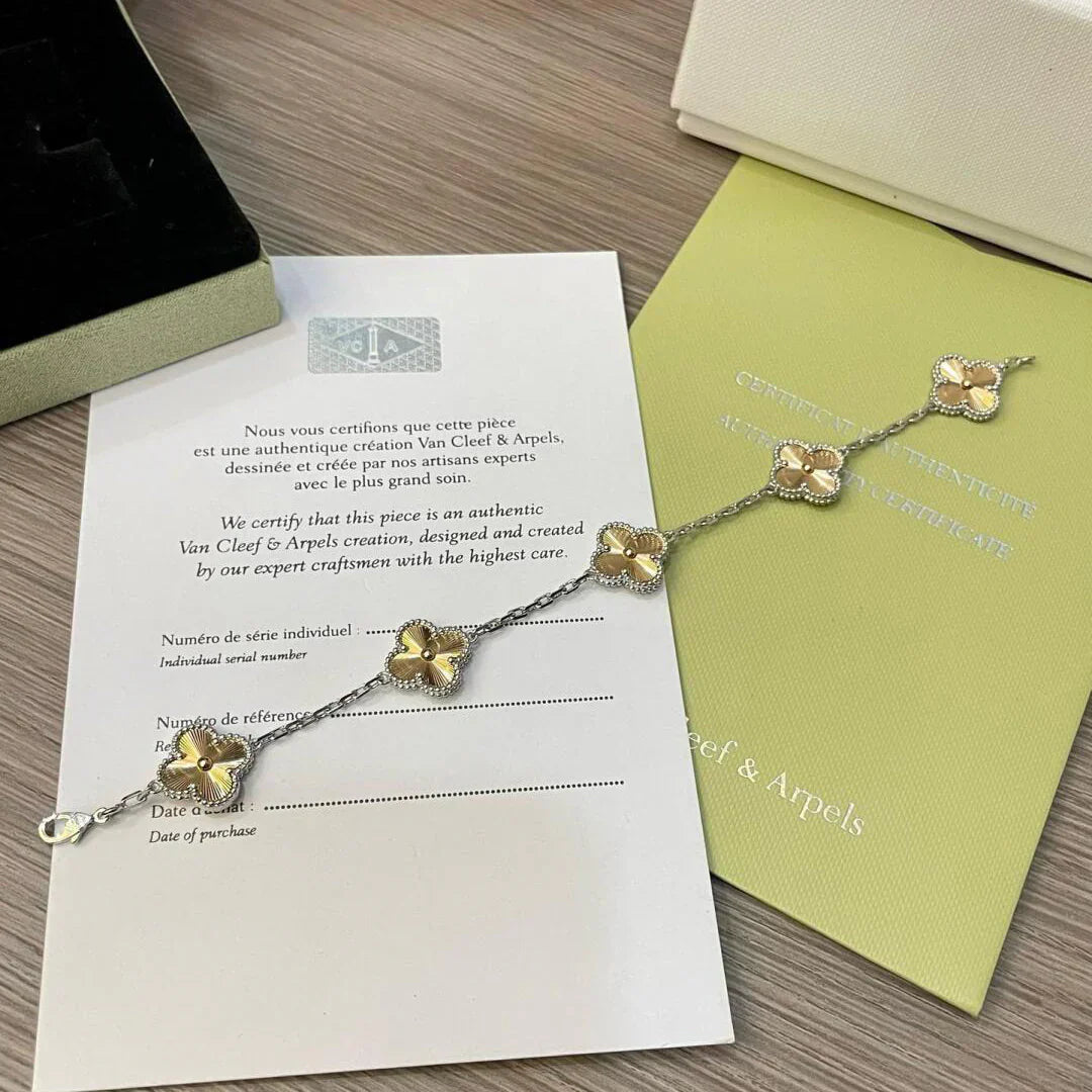 [Psychic Jewelrys]CLOVER 5 MOTIFS CHRISTMAS LIMITED EDITION BRACELET