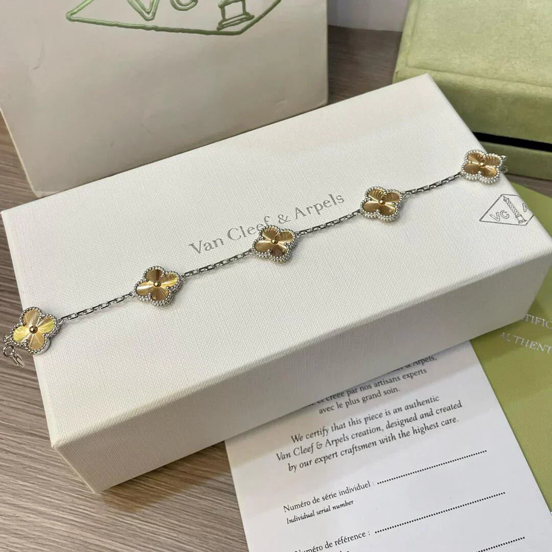 [Psychic Jewelrys]CLOVER 5 MOTIFS CHRISTMAS LIMITED EDITION BRACELET