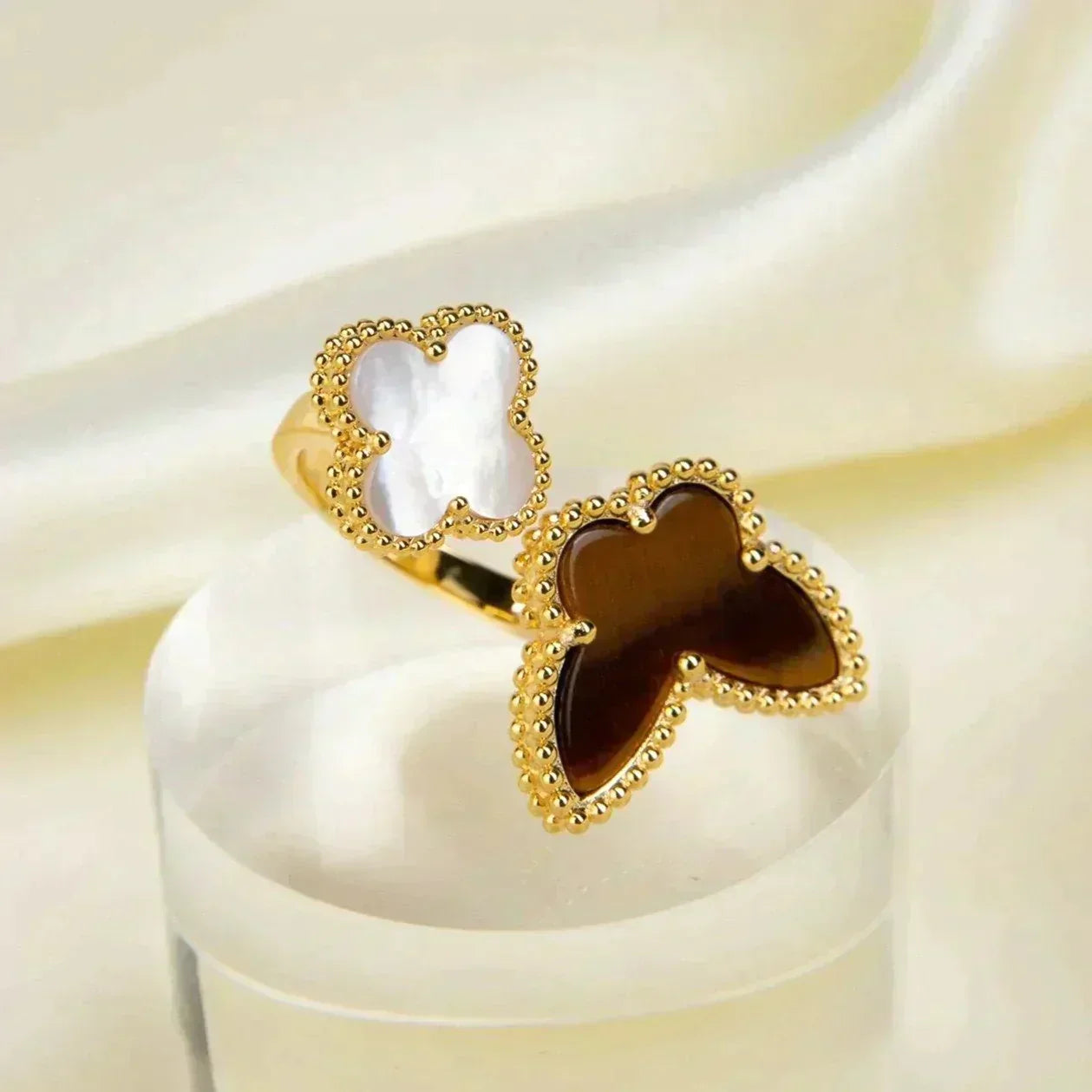 [Psychic Jewelrys]LUCKY BETWEEN THE FINGER RING