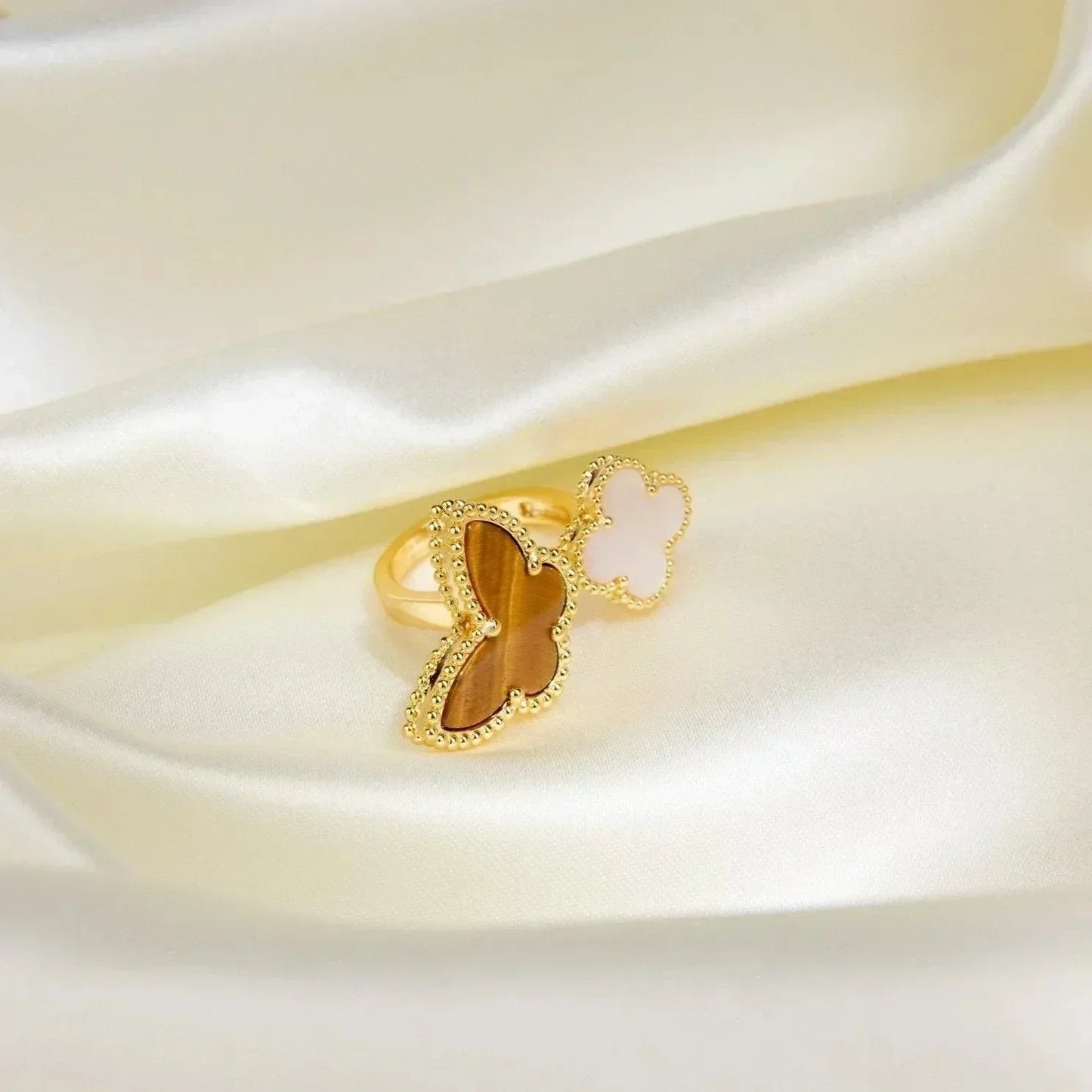 [Psychic Jewelrys]LUCKY BETWEEN THE FINGER RING