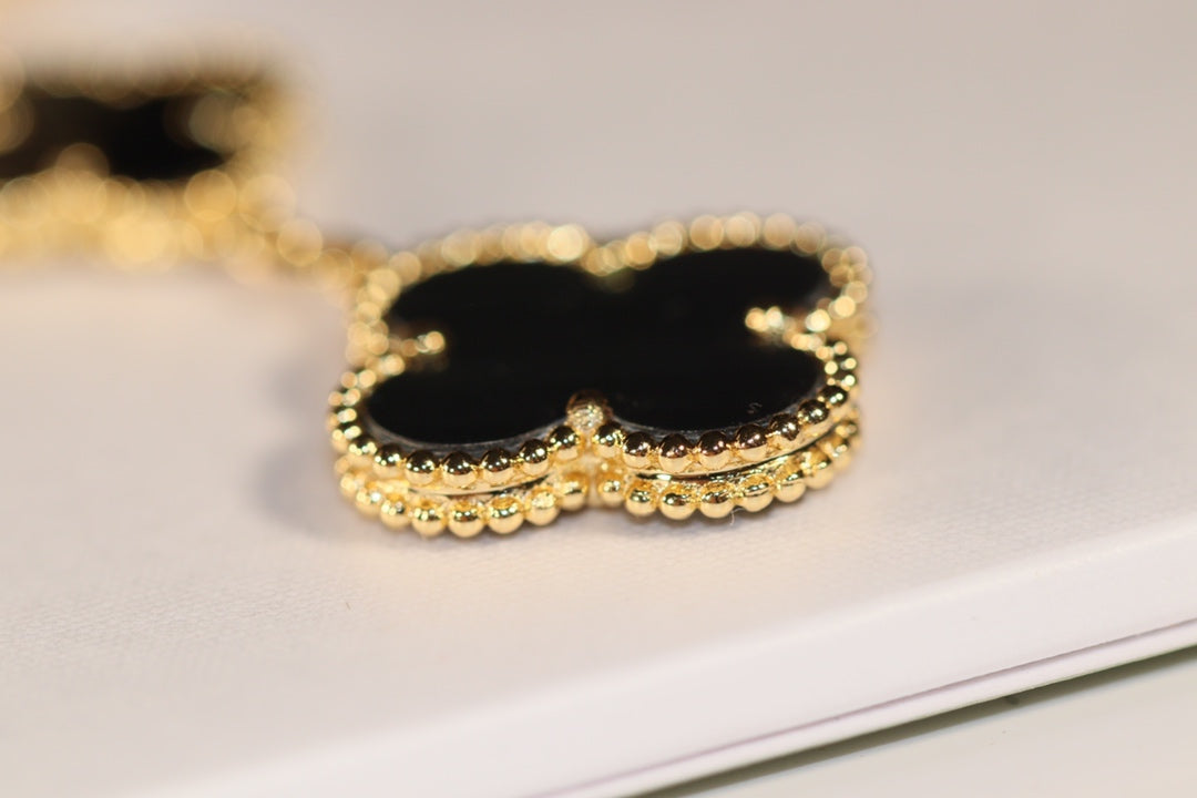 [Psychic Jewelrys]CLOVER EARRINGS GOLD ONYX MOP 3 MOTIF