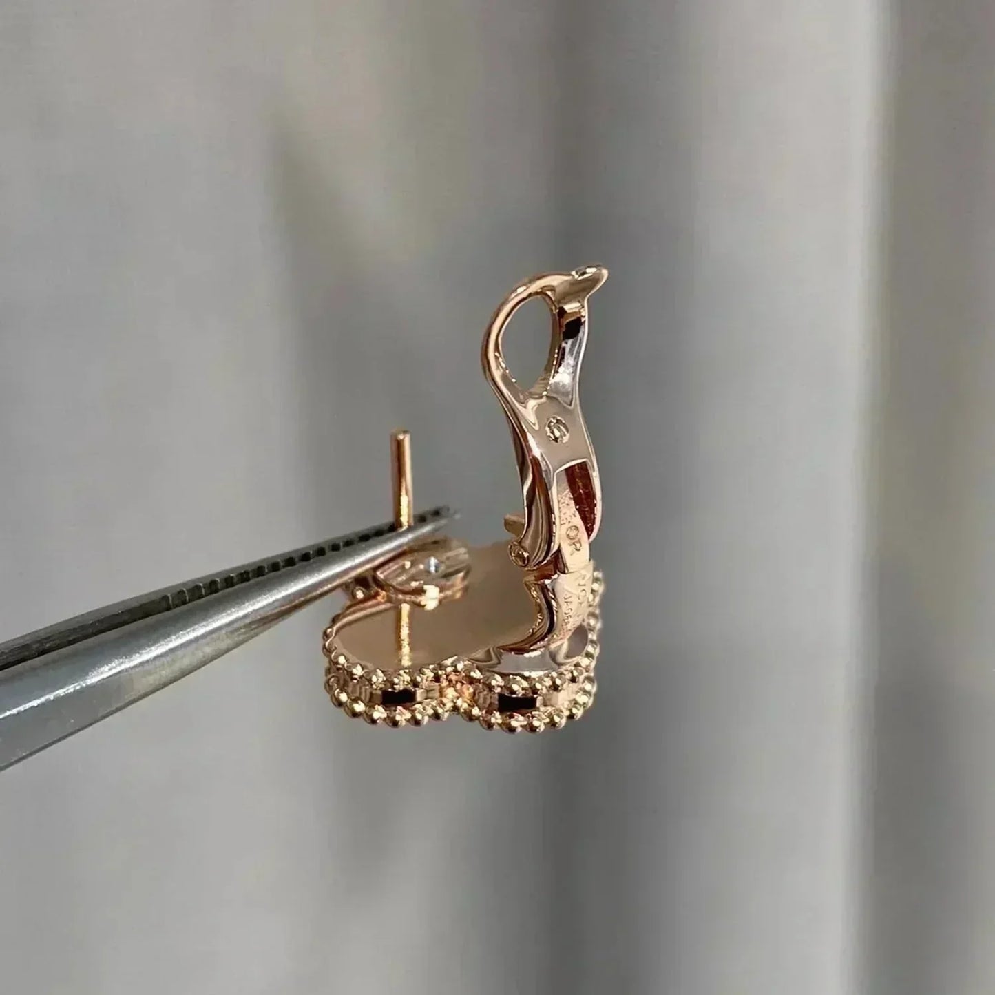 [Psychic Jewelrys]CLOVER MEDIUM 1 MOTIFS  PINK MOP DIAMOND EARRINGS