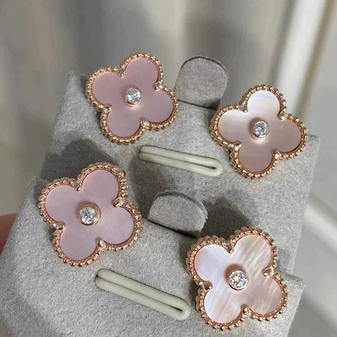 [Psychic Jewelrys]CLOVER MEDIUM 1 MOTIFS  PINK MOP DIAMOND EARRINGS
