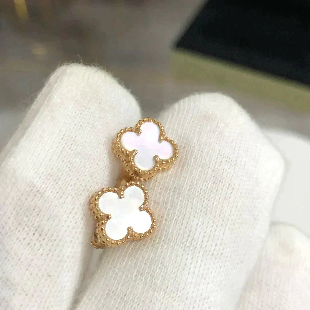 [Psychic Jewelrys]CLOVER MINI 9.5MM WHITE MOP EARRINGS