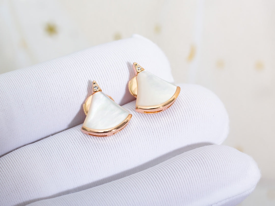 [Psychic Jewelrys]DIVAS DREAM EARRINGS PINK GOLD