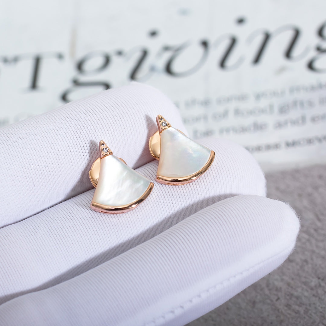 [Psychic Jewelrys]DIVAS DREAM EARRINGS PINK GOLD