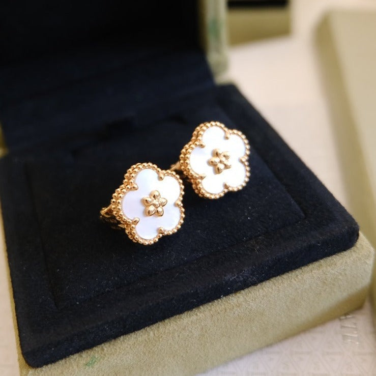 [Psychic Jewelrys]LUCKY PINK GOLD WHITE MOP EARRINGS