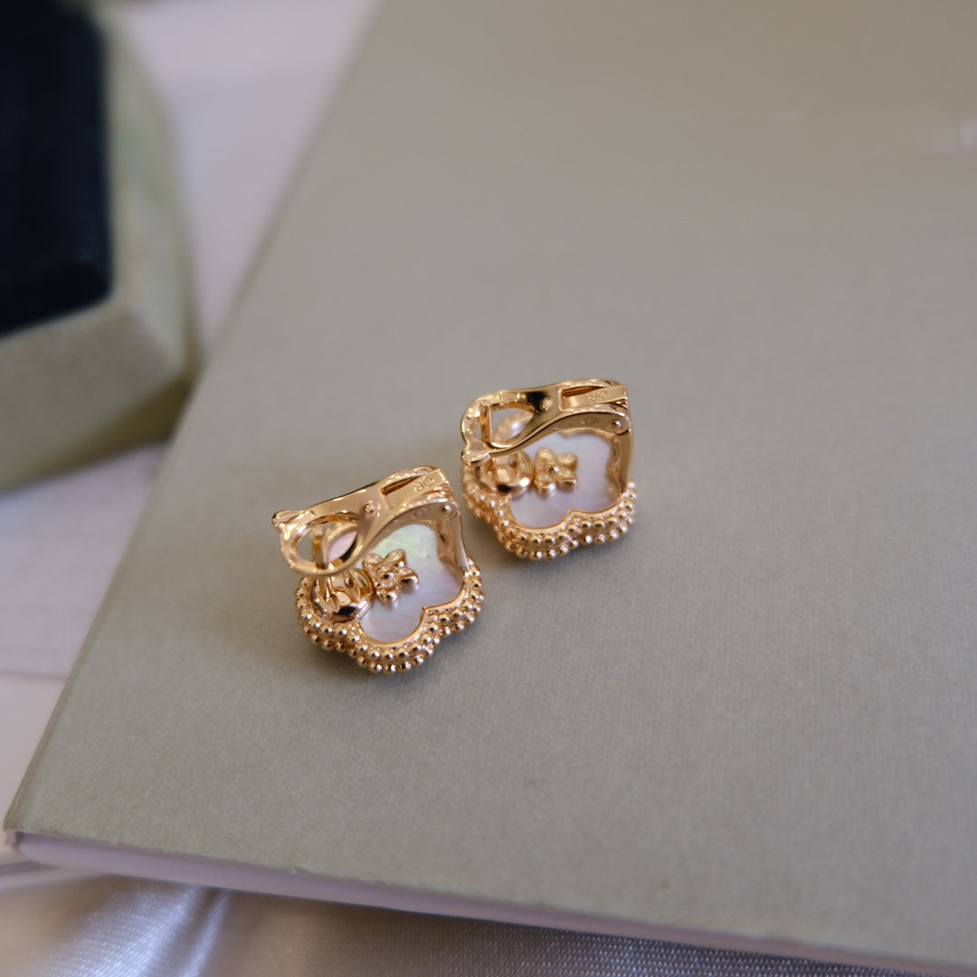 [Psychic Jewelrys]LUCKY PINK GOLD WHITE MOP EARRINGS