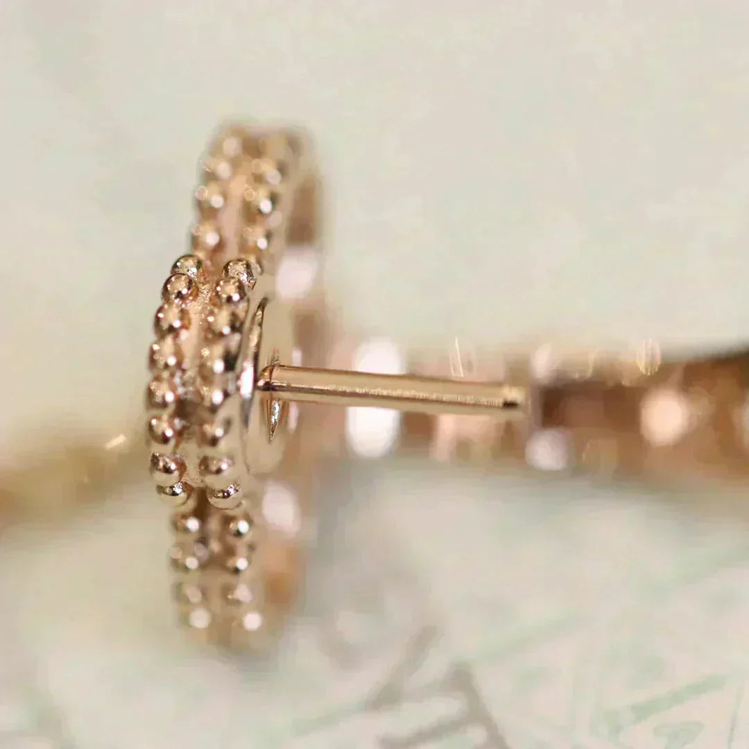 [Psychic Jewelrys]CLOVER MEDIUM 1 MOTIFS FUll DIAMOND EARRINGS