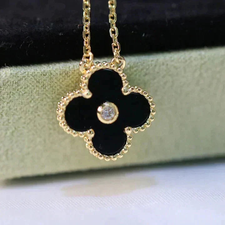 [Psychic Jewelrys]CLOVER 15MM DIAMOND ONYX NECKLACE