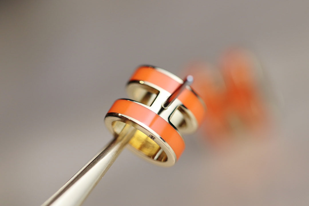 [Psychic Jewelrys]MINI POP H EARRINGS ORANGE