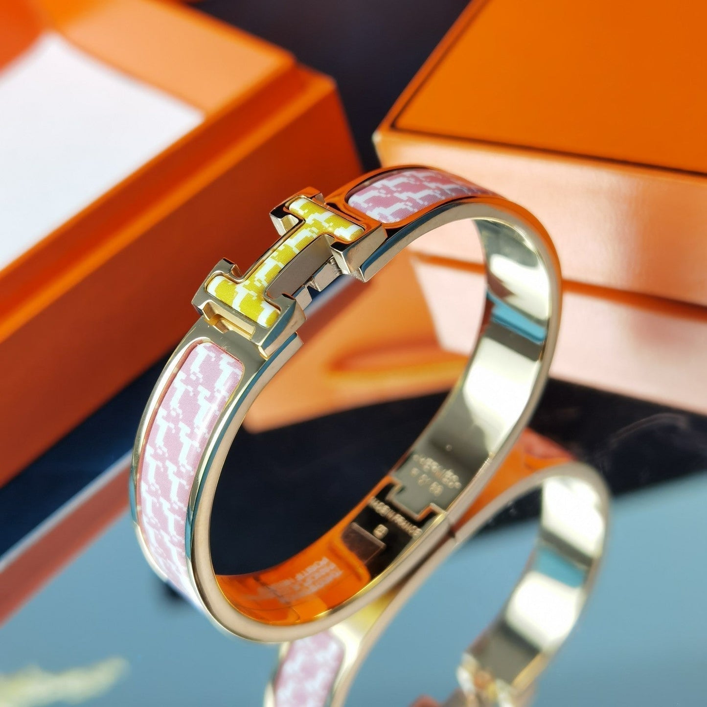 [Psychic Jewelrys]H HORSE BRACELET 12MM