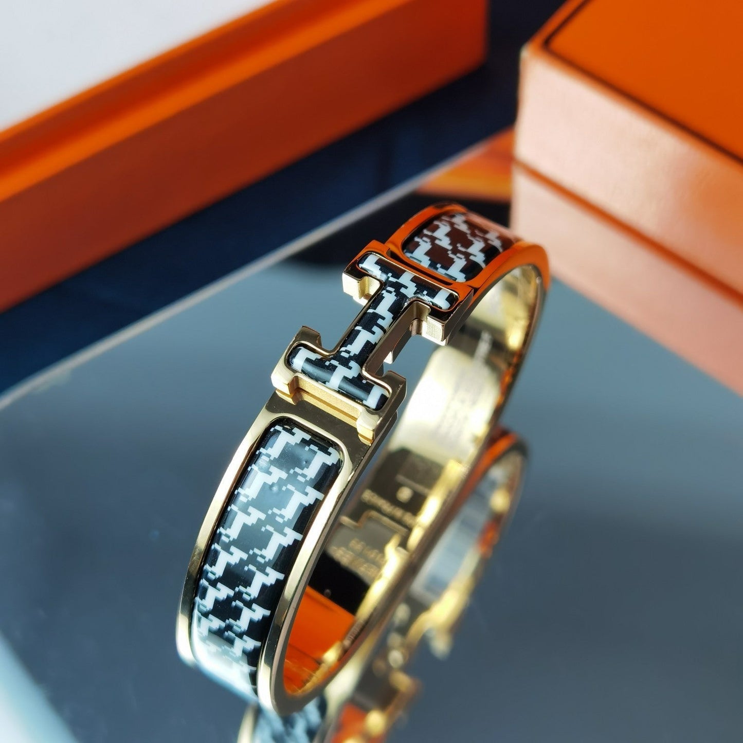 [Psychic Jewelrys]H HORSE BRACELET 12MM