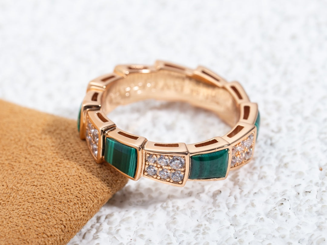 [Psychic Jewelrys]SERPENTI RING PINK GOLD MALACHITE DIAMOND PAVED 4MM