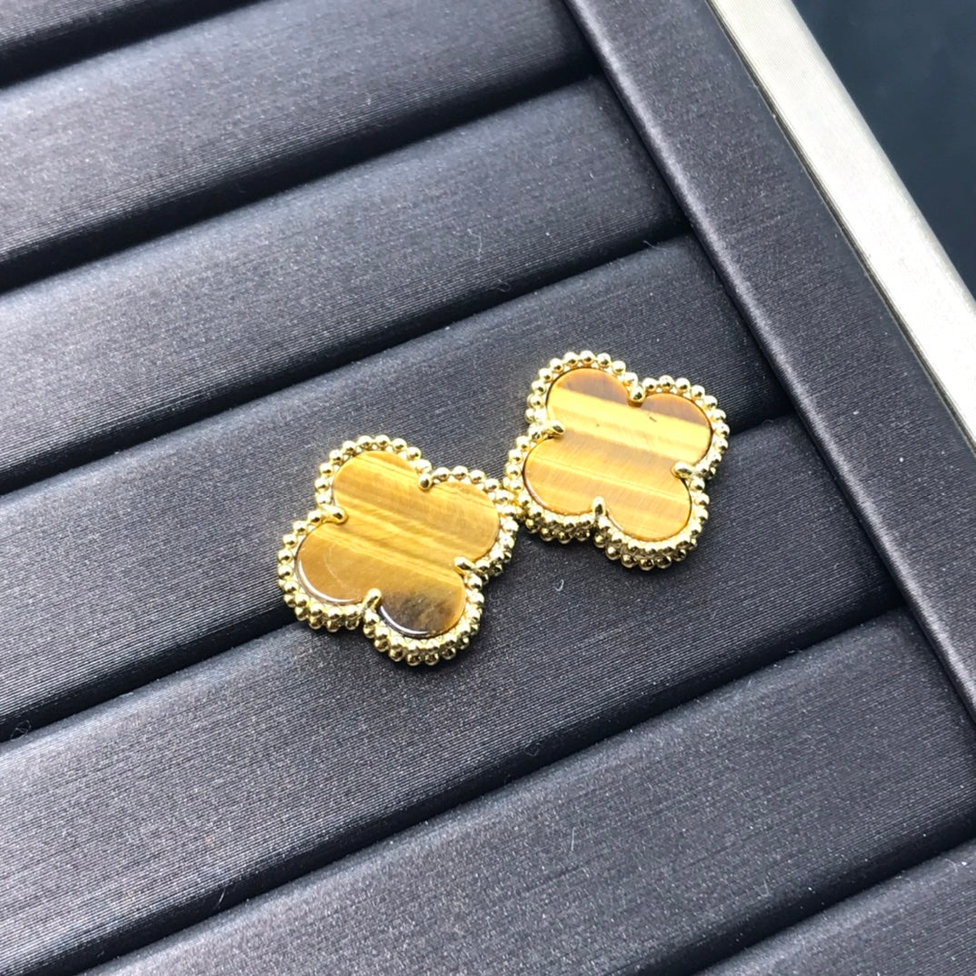 [Psychic Jewelrys]CLOVER MEDIUM 1 MOTIFS TIGER EYE EARRINGS