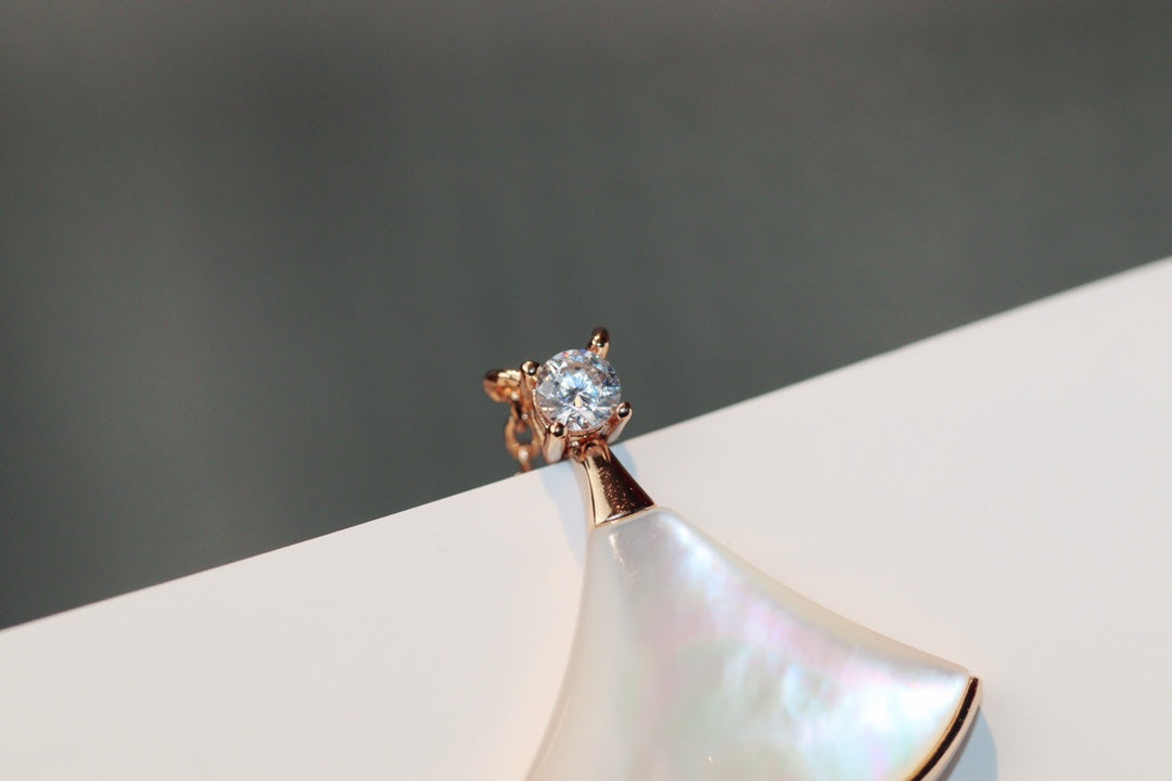 [Psychic Jewelrys]DREAM NECKLACE WHITE MOP PINK GOLD 1 DIAMOND