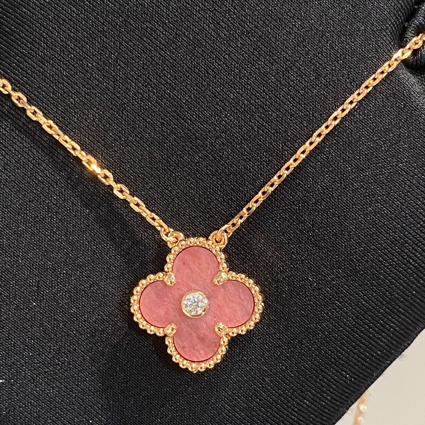 [Psychic Jewelrys]CLOVER 15MM DIAMOND RHODONITE NECKLACE