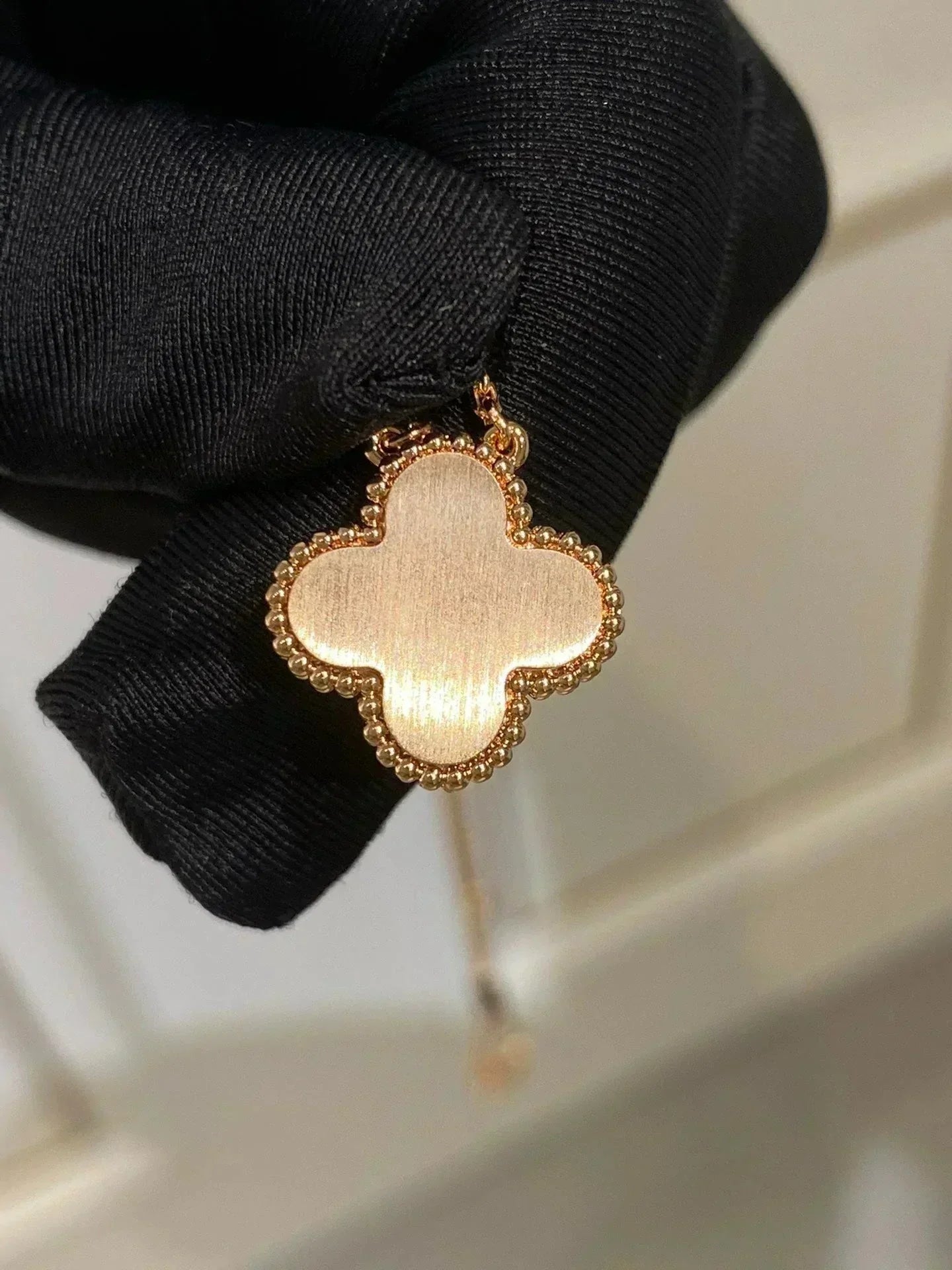 [Psychic Jewelrys]CLOVER 15MM DIAMOND RHODONITE NECKLACE
