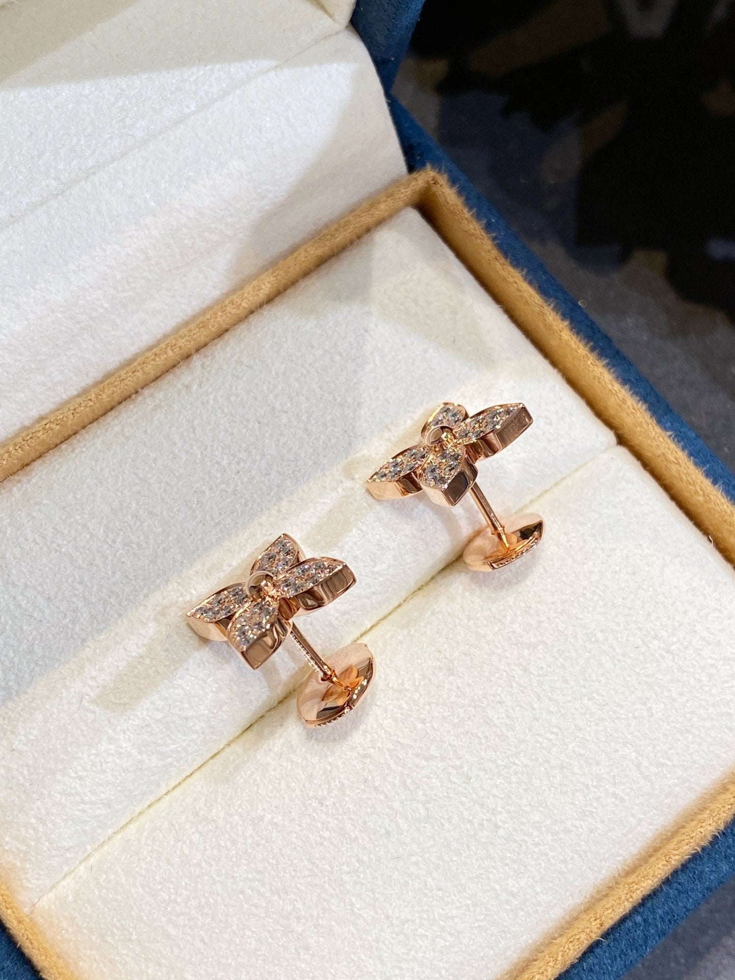 [Psychic Jewelrys]STAR DIAMOND EARRINGS
