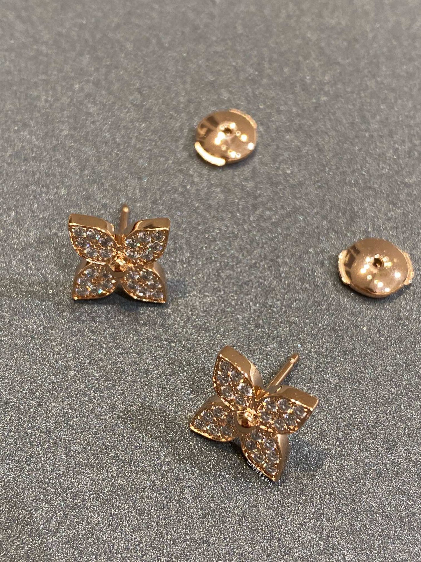 [Psychic Jewelrys]STAR DIAMOND EARRINGS
