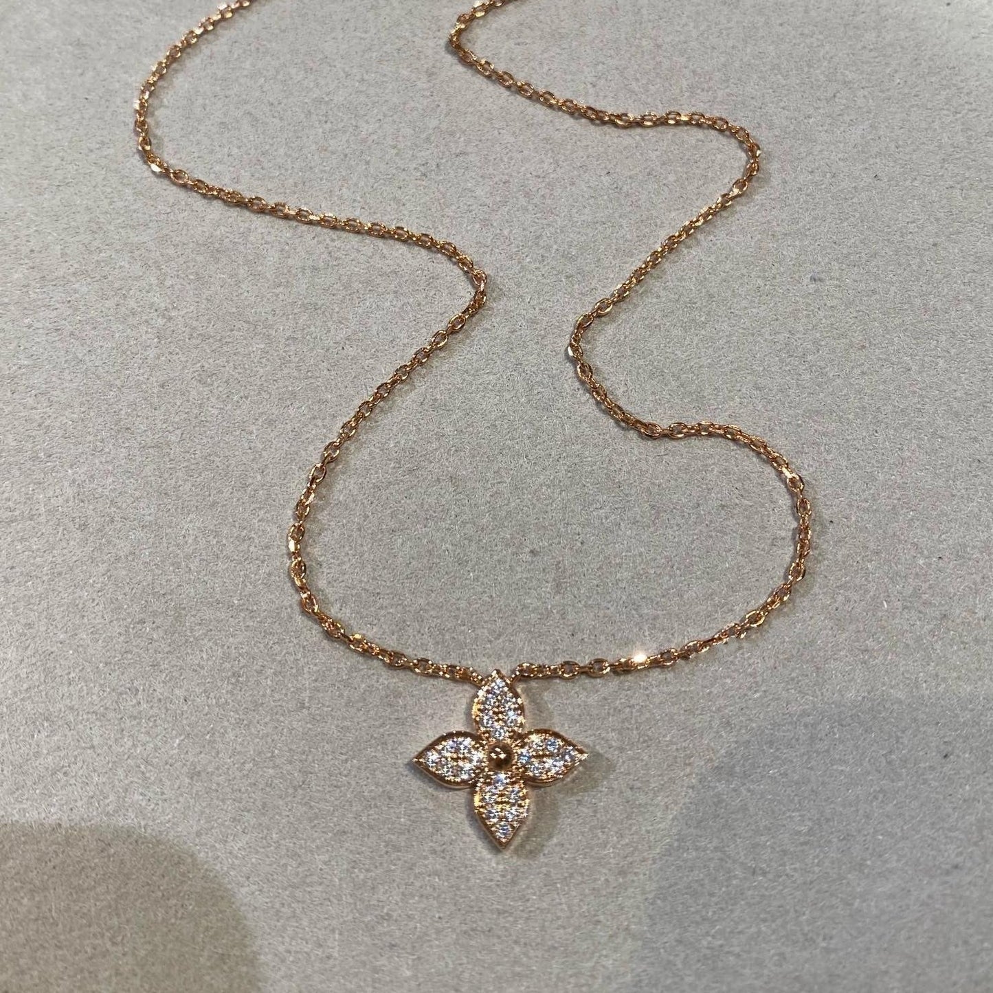 [Psychic Jewelrys]STAR DIAMOND NECKALCE