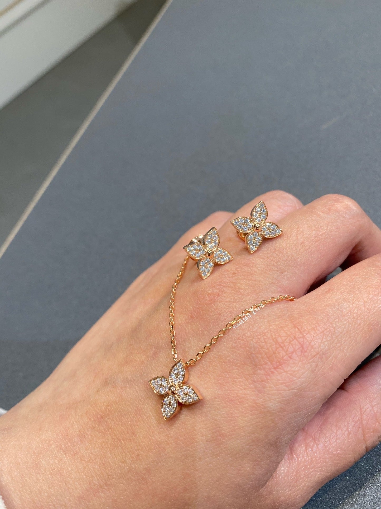 [Psychic Jewelrys]STAR DIAMOND NECKALCE