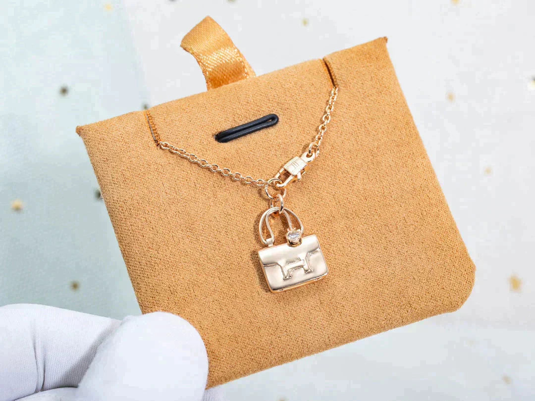 [Psychic Jewelrys]AMULETTE PEDANT ROSE GOLD NECKLACE