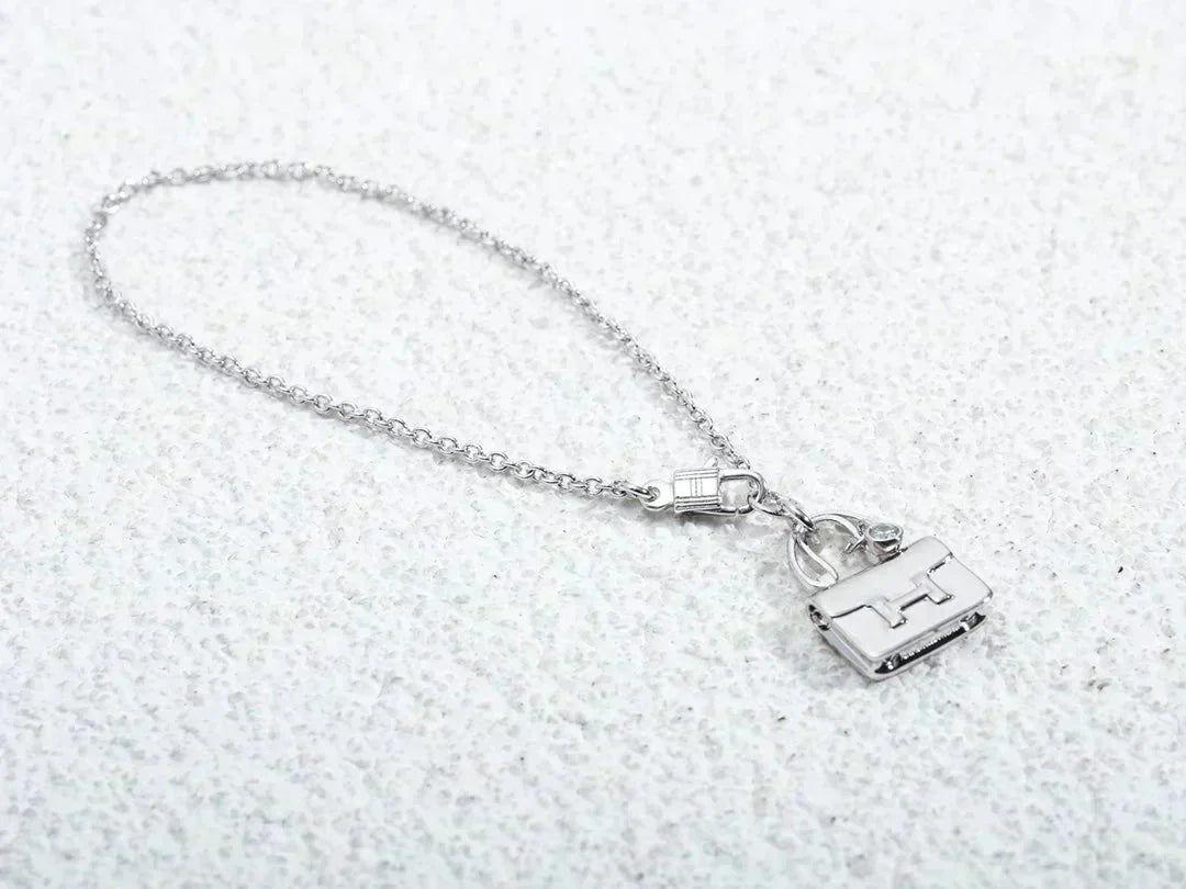 [Psychic Jewelrys]AMULETTE PEDANT SILVER NECKLACE
