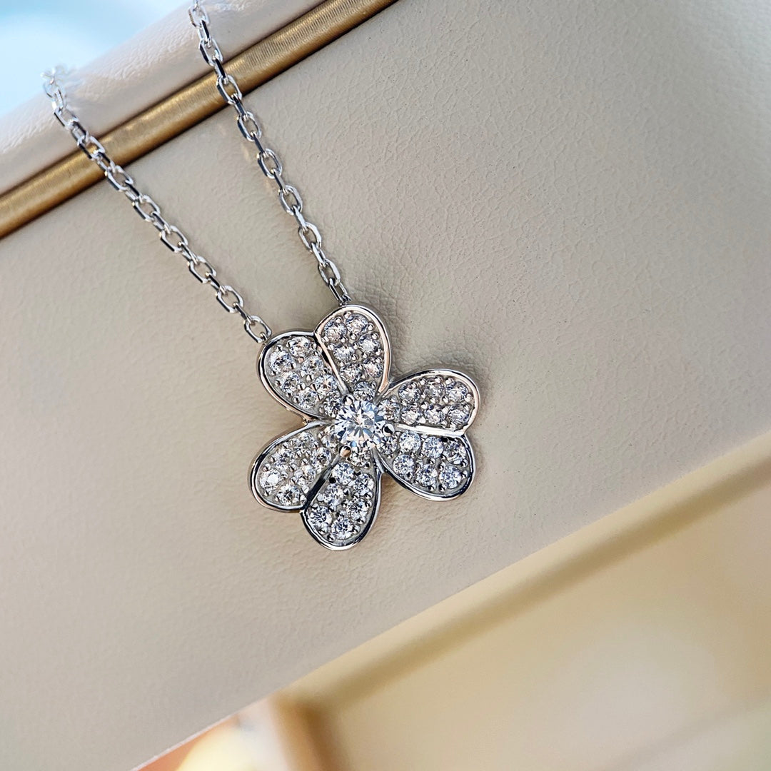 [Psychic Jewelrys]CLOVER DIAMOND NECKLACE SILVER