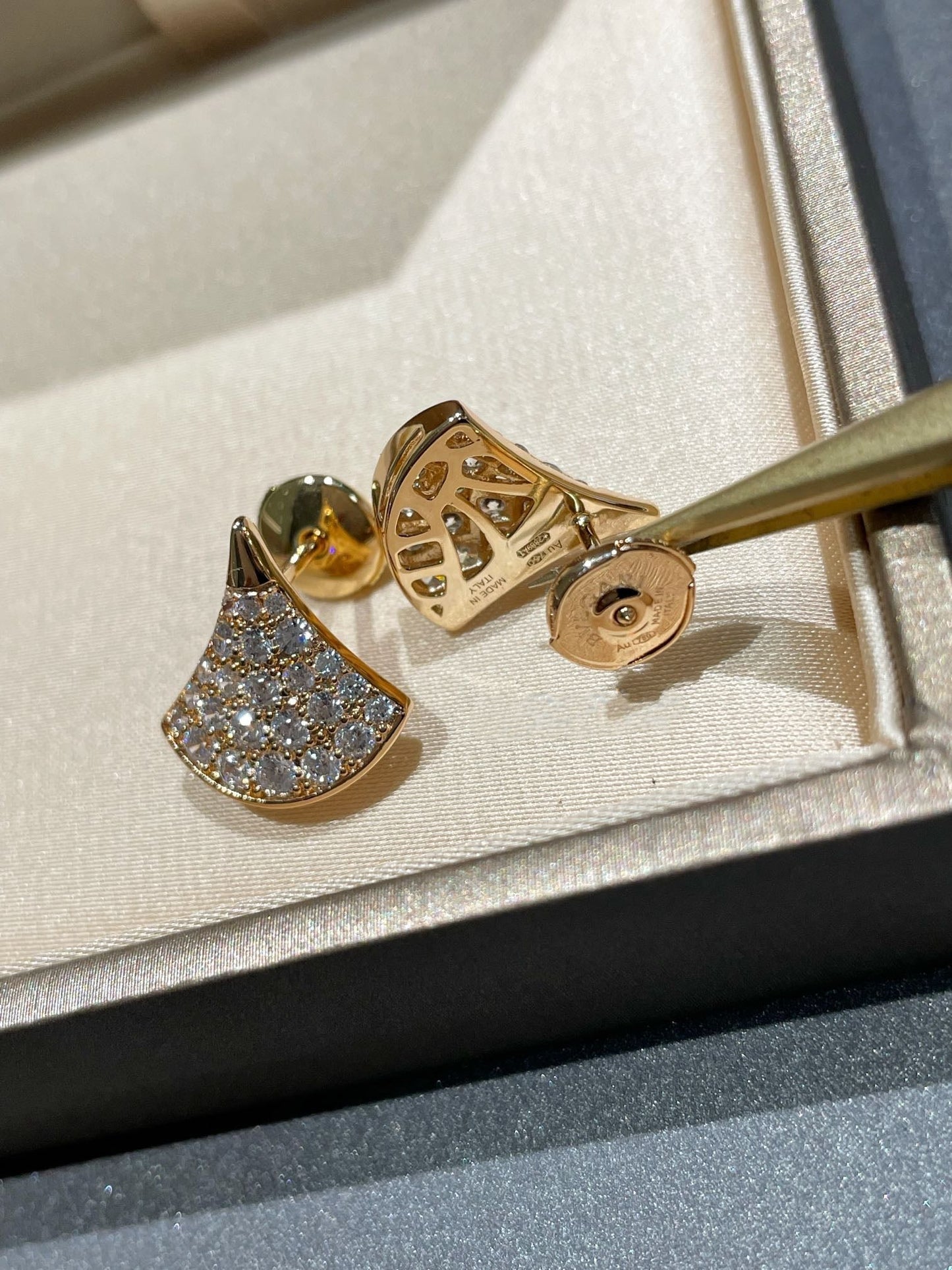 [Psychic Jewelrys]DREAM STUD EARRINGS DIAMOND