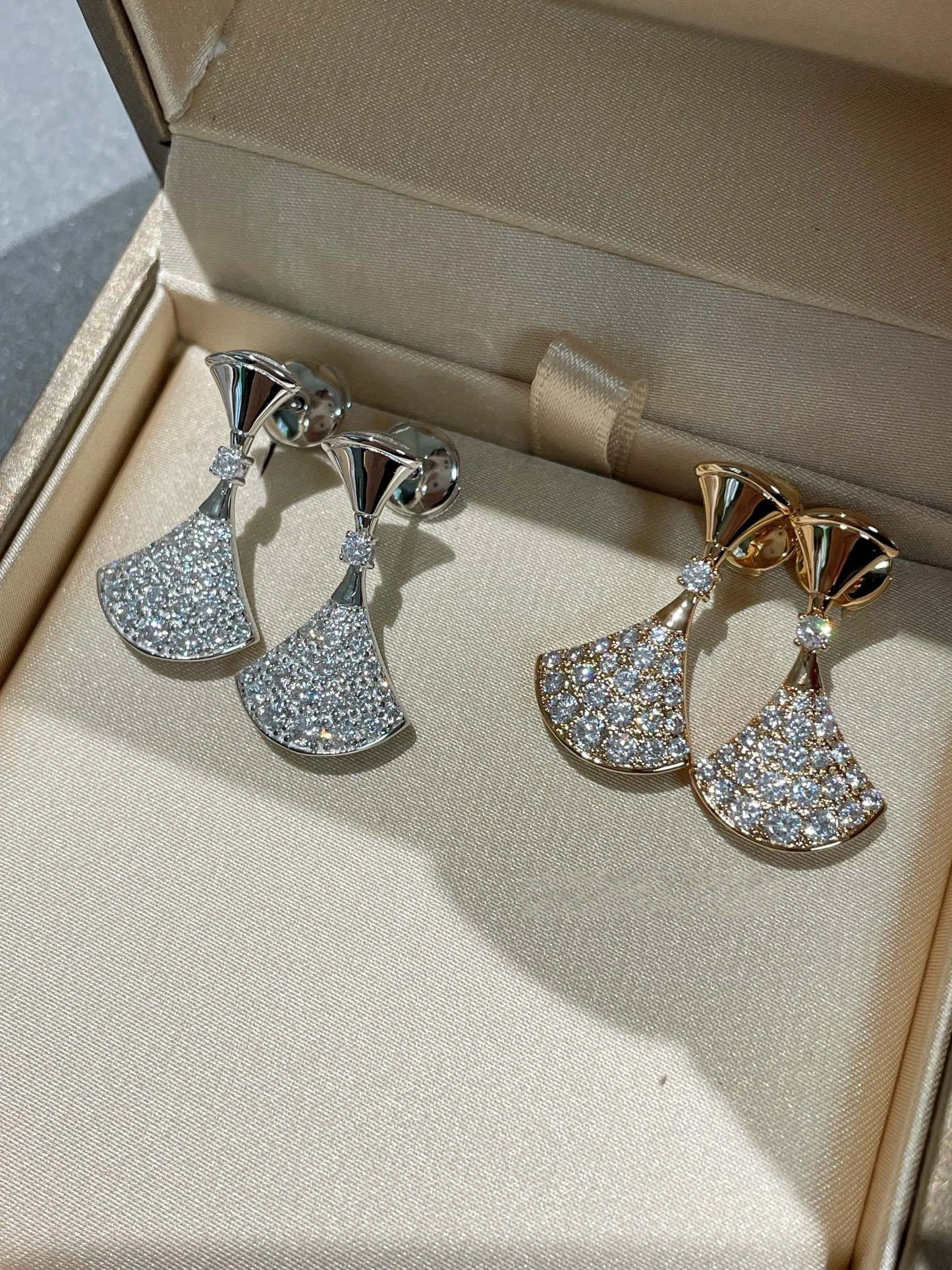 [Psychic Jewelrys]DREAM EARRINGS DIAMOND