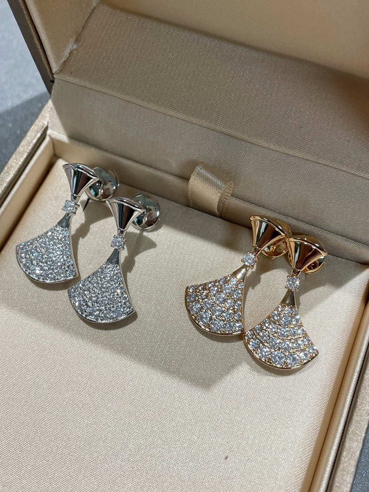 [Psychic Jewelrys]DREAM EARRINGS DIAMOND