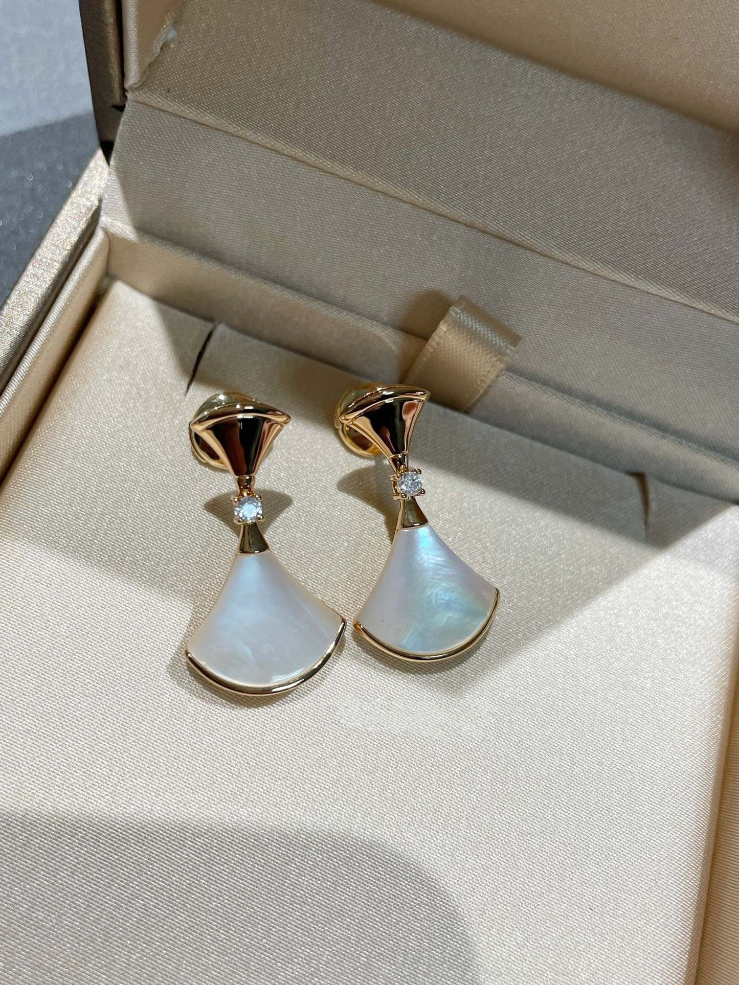 [Psychic Jewelrys]DREAM MOP 1 DIAMOND EARRINGS