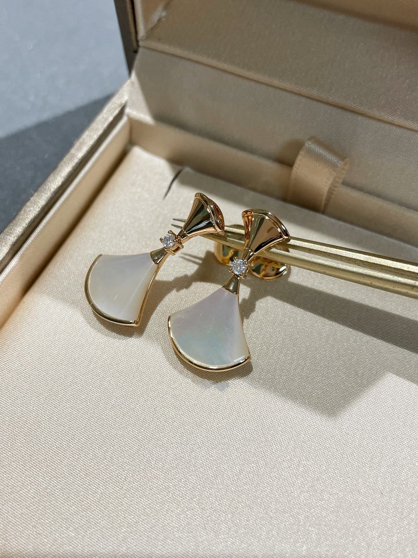 [Psychic Jewelrys]DREAM MOP 1 DIAMOND EARRINGS
