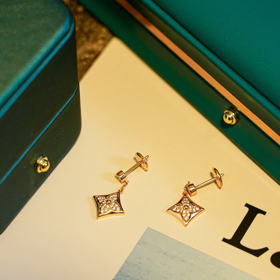 [Psychic Jewelrys]STAR DIAMONDS EARRINGS GOLD