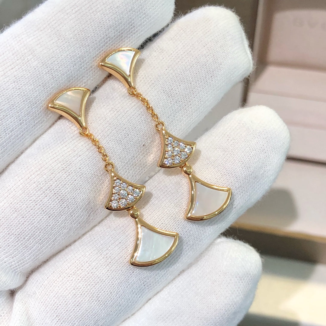 [Psychic Jewelrys]DREAM EARRINGS 3 MOTIFS DIAMOND MOP PINK GOLD