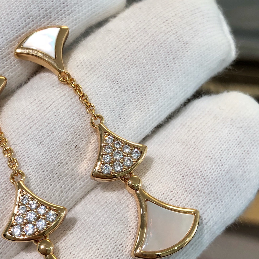 [Psychic Jewelrys]DREAM EARRINGS 3 MOTIFS DIAMOND MOP PINK GOLD