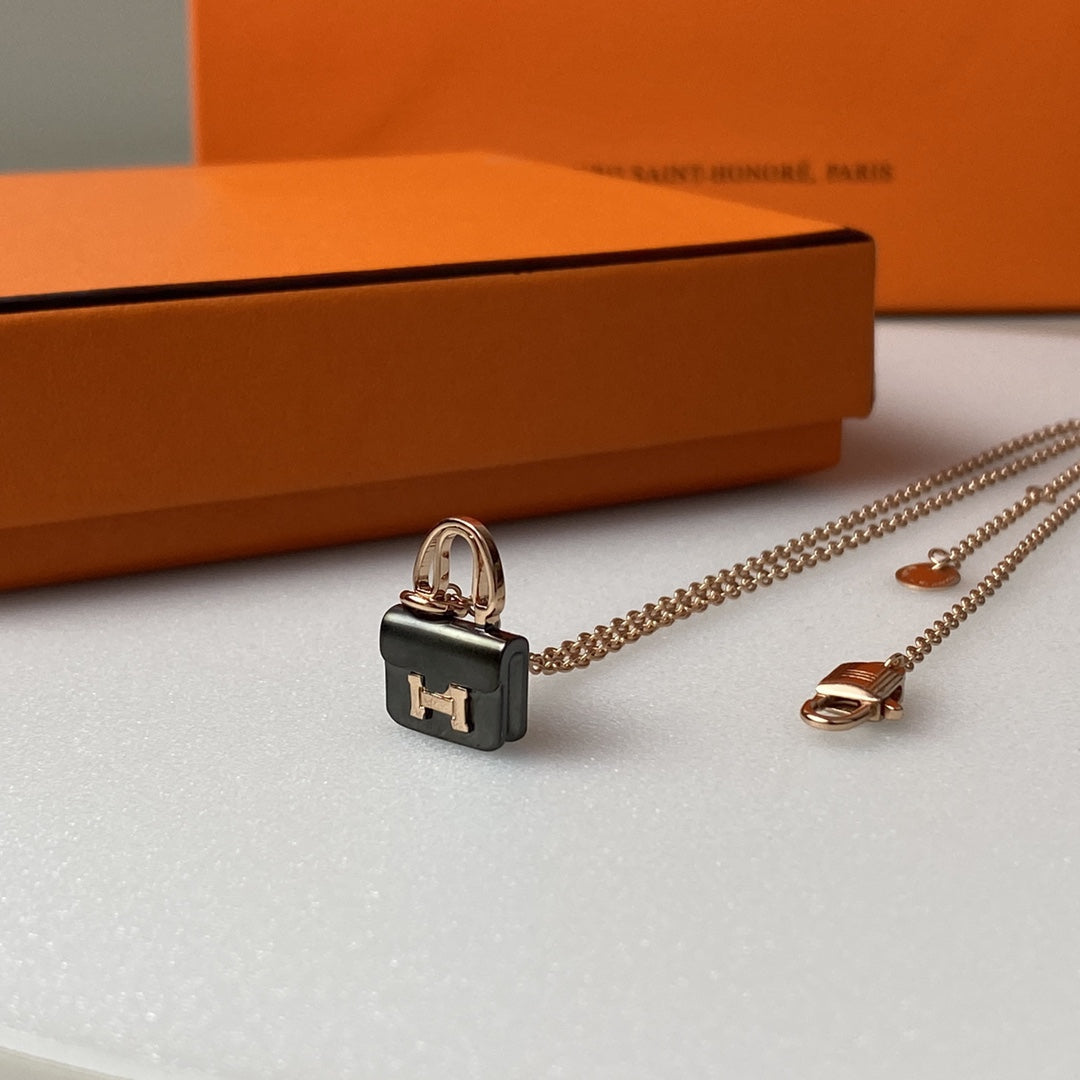 [Psychic Jewelrys]CONSTANCE BLACK PEDANT PINK GOLD NECKLACE