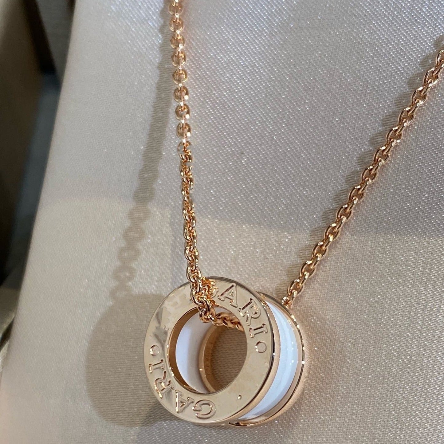 [Psychic Jewelrys]ZERO 1 WHITE CERAMIC PINK GOLD NECKLACE