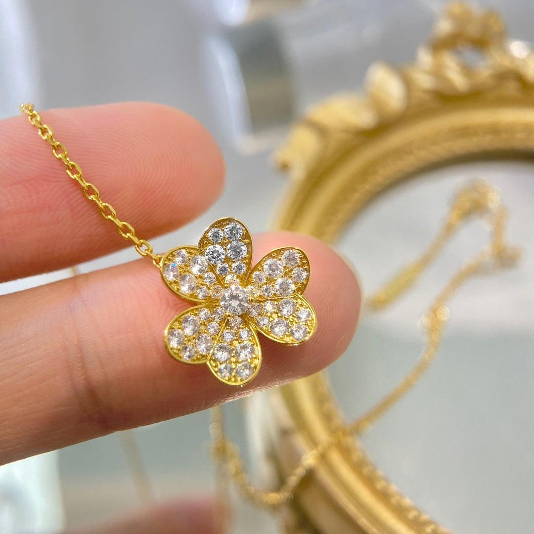 [Psychic Jewelrys]FLOWER DIAMOND NECKLACE