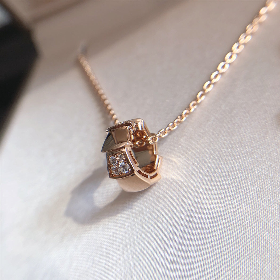 [Psychic Jewelrys]SERPENTI PEDANT DIAMOND PINK GOLD NECKLACE