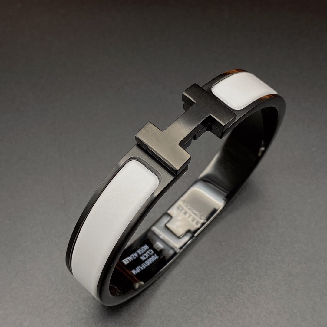 [Psychic Jewelrys]H BRACELET 12MM BLACK WHITE CERAMIC