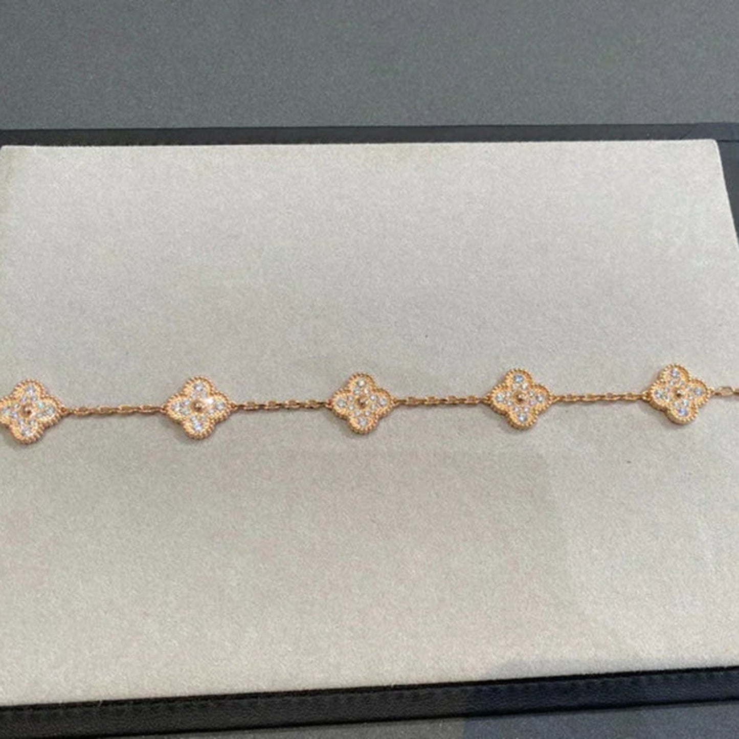 [Psychic Jewelrys]CLOVER 5 MOTIFS  FULL DIAMOND BRACELET