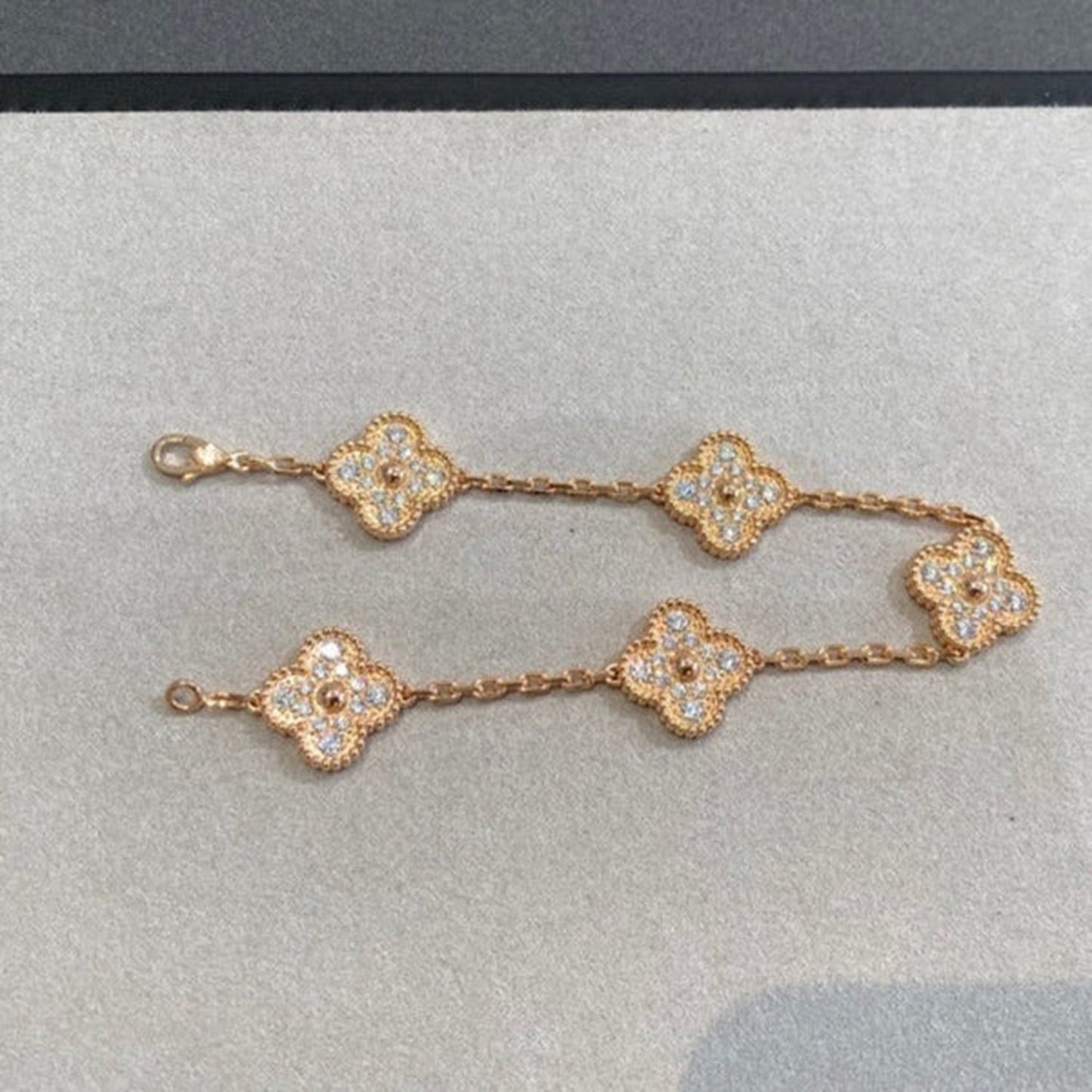 [Psychic Jewelrys]CLOVER 5 MOTIFS  FULL DIAMOND BRACELET