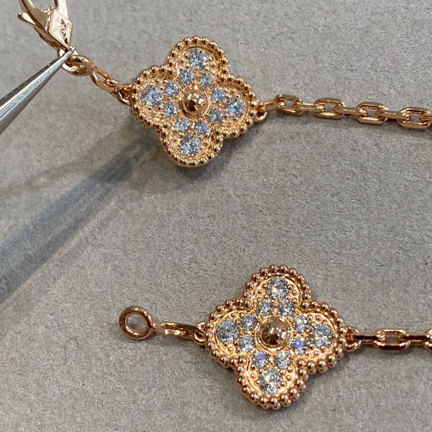 [Psychic Jewelrys]CLOVER 5 MOTIFS  FULL DIAMOND BRACELET