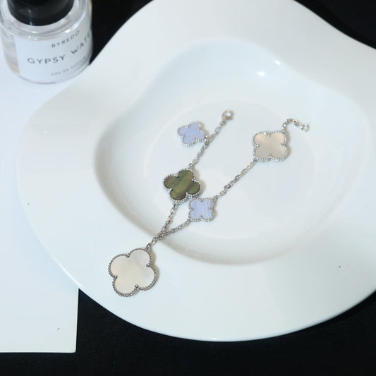 [Psychic Jewelrys]CLOVER BRACELET 5 MOTIFS MOP CHALCEDONY SILVER