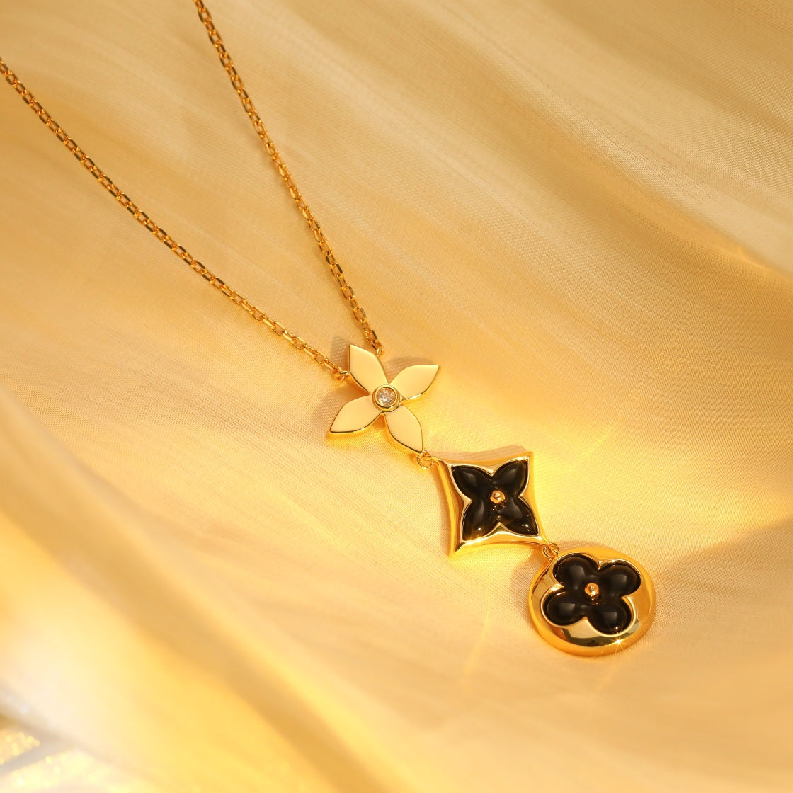 [Psychic Jewelrys]STAR AND SUN ONYX PINK GOLD NECKLACE