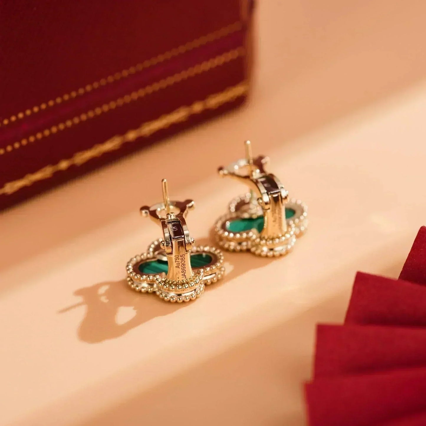 [Psychic Jewelrys]CLOVER MEDIUM 1 MOTIFS MALACHITE  EARRINGS