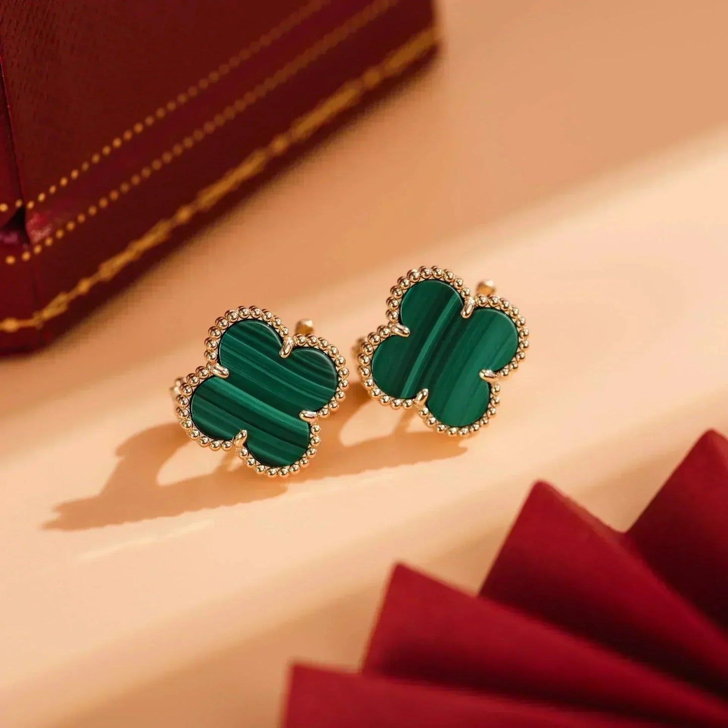 [Psychic Jewelrys]CLOVER MEDIUM 1 MOTIFS MALACHITE  EARRINGS