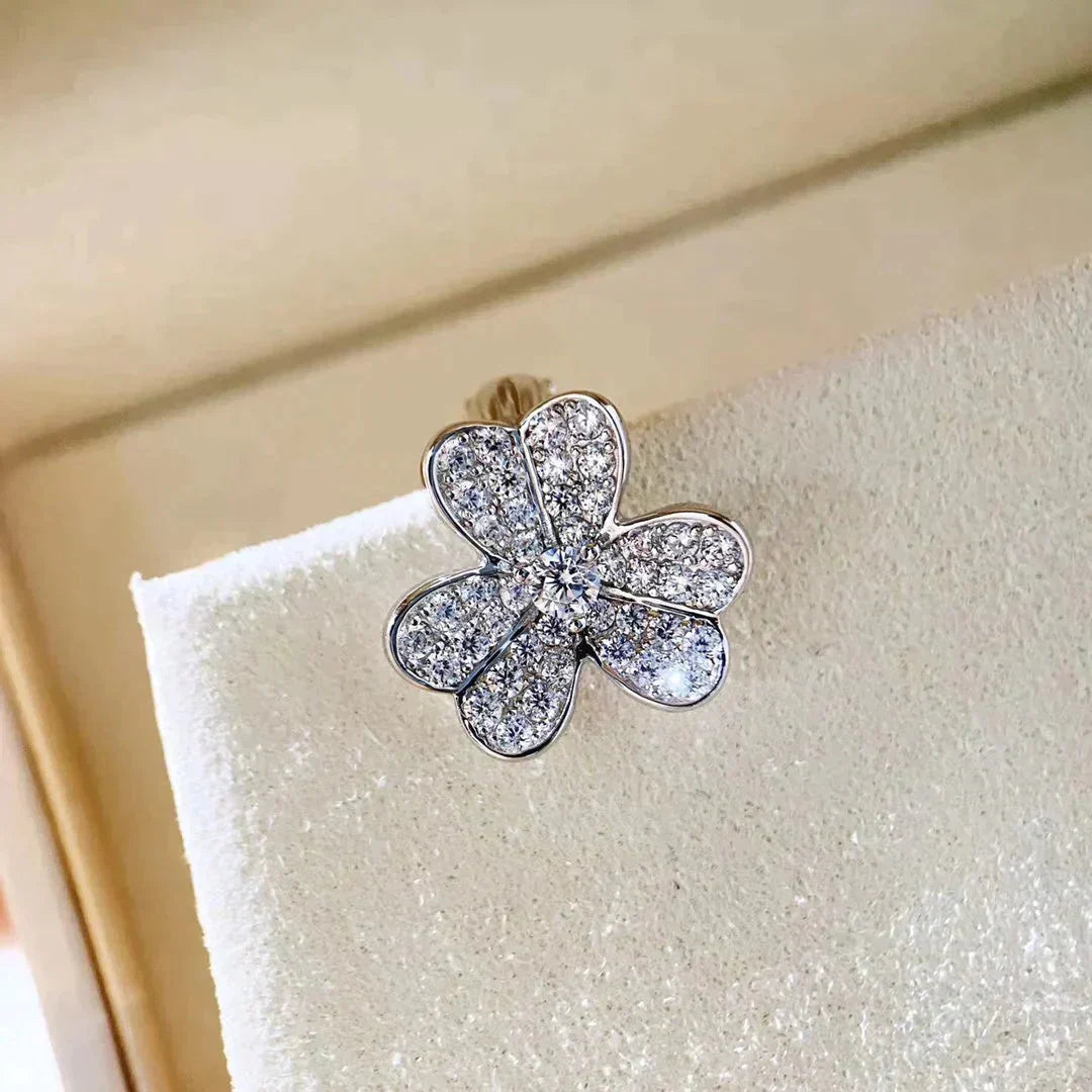 [Psychic Jewelrys]CLOVER COMOS DIAMOND EARRINGS SILVER